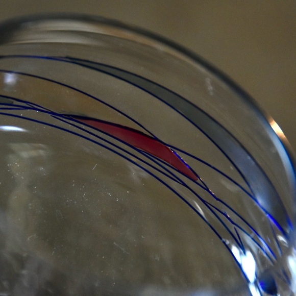 Tilted decanter and 6 glasses - Picture 6 of 7